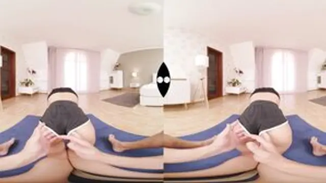 Kama Oxi - Pussy Stretched