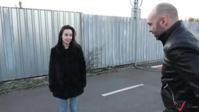 TakeVan - Freya - Working Woman Without Shame