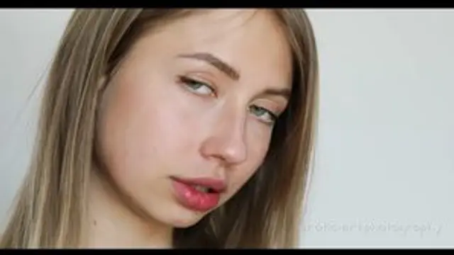 Anna Di - Tear Me Apart in 4K