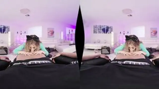 Anna Claire Clouds - I Want My ACC! in 4K