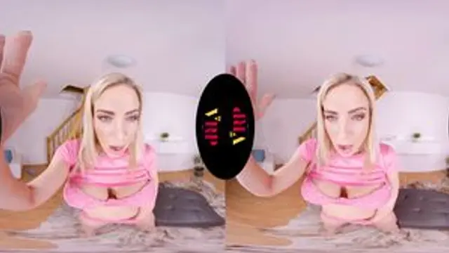 Hot Mom Teasing In Front of Your Eyes