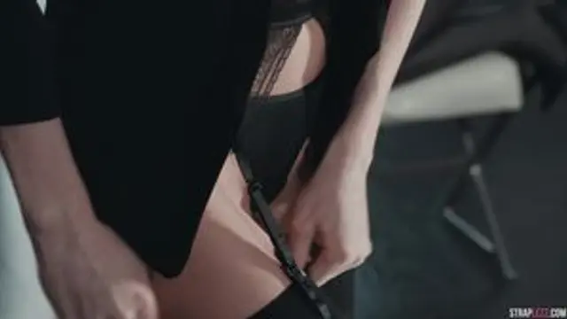 Classy Redheads strapon sex