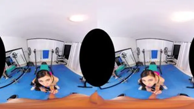 VR 180 - GIANNA DIOR STOPS WORKING OUT TO FUCK TRAINER