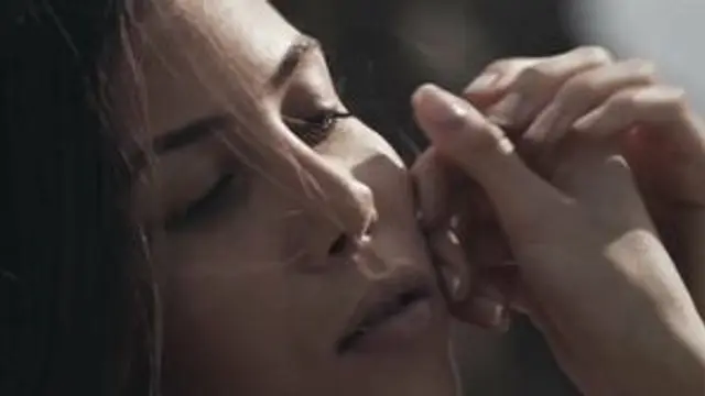 FrolicMe - Anya Krey Rocks Off