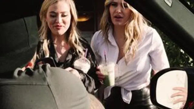Blake Blossom & Ella Reese - Goin Up in 4K
