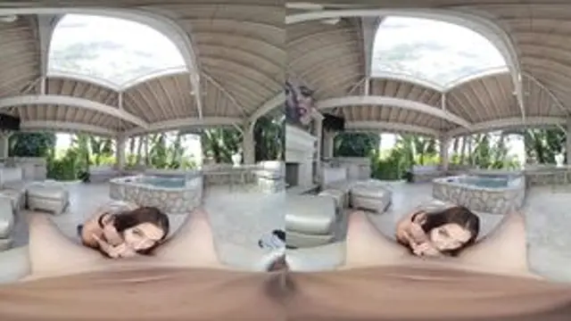 Vivian Taylor - Summer Daze in 4K