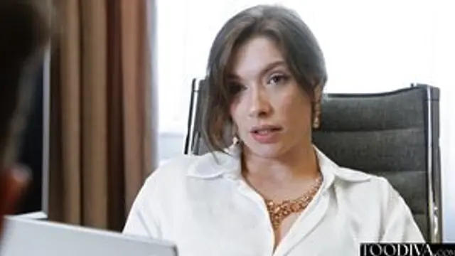 Lesbian Accountant Gone Full Hetero with That Big Slavic Dick (2024)