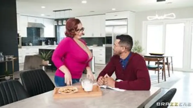 Natasha Nice - My Girlfriend's Mom Is Just Like Me! [UltraHD 4K 2160p]