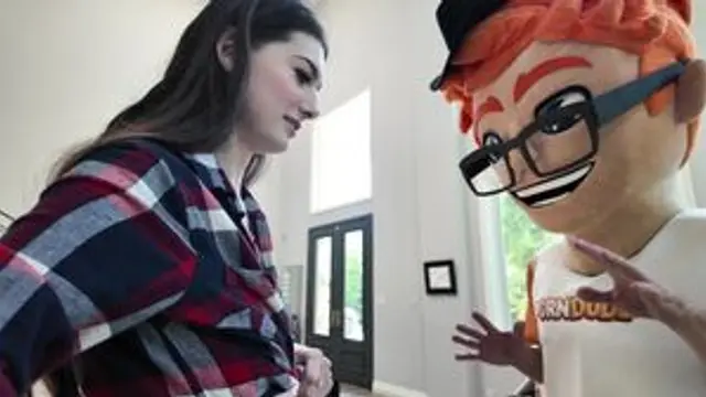 PornDudeCasting - Sophie Tyler in 4K