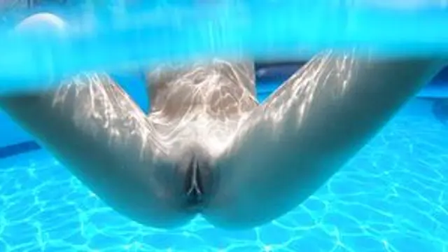 Naked Swimming - Gopro Under water view