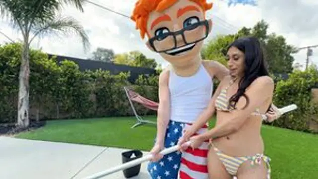 Wet and Wild: Sona's Pool Boy Adventure with PornDude