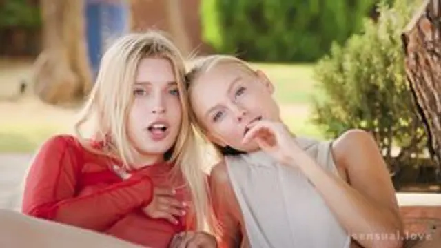 Alissa Foxy & Freya Mayer & Nancy A - Stargazing in 4K