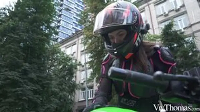Hayli Sanders & Aislin - Ride in 4K