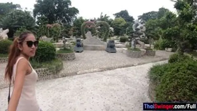 Crocodiles munching and Thai GF cumming