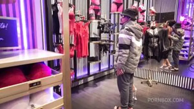 1.90m slim Japanese-Brazilian beauty, OB Honey picked at the mall,then fucked by 4 huge cocks (DAP, Anal, foot fetish, huge gapes, ATM, slim, public tease, monster cock) OB364