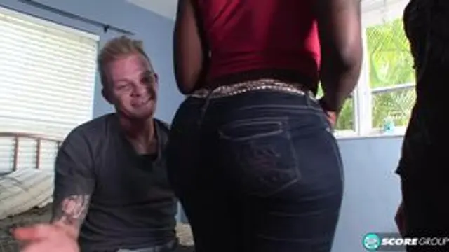 Kelly Starr: Slam Jam in 4K