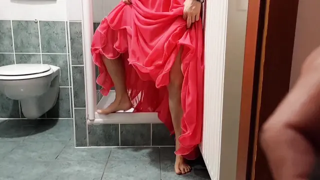 Selena's Slowly Sex Games in Bed and Bathroom