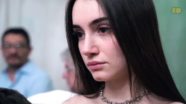 Instituto Limón: Ignored Student Freezes Time with an App to Her