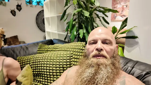 Ramdom Blow in a Pornhouse
