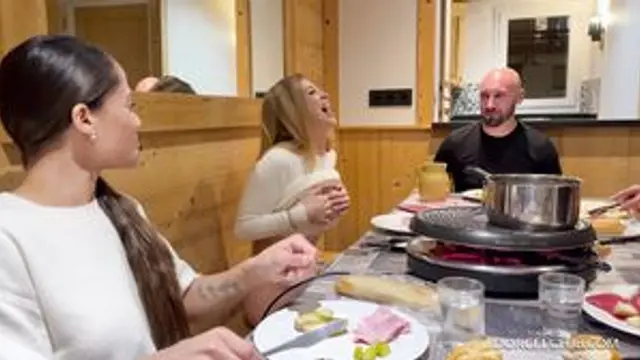A sensual feast with friends