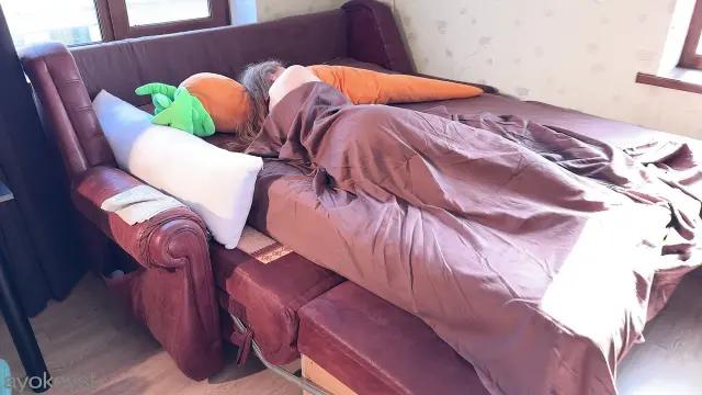 Early Surprise for a Wife after a Business Trip. Fuck in Pussy and Anal. POV