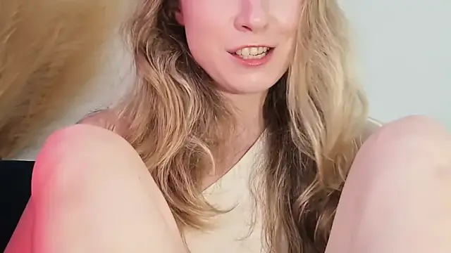 Alice Klay Giving an Amazing Footjob, Feet Covered in Cum